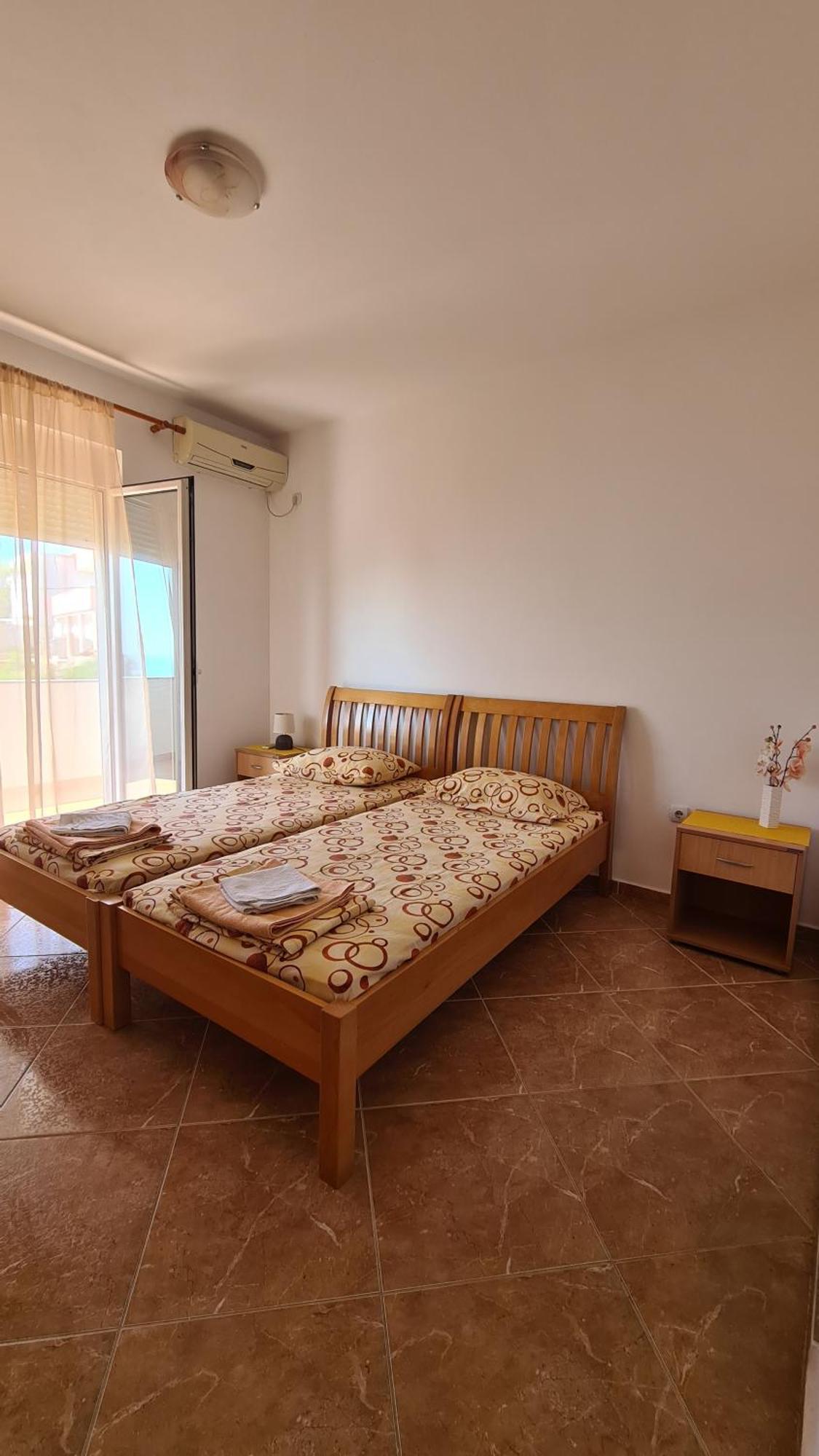 Apartments Mare Ulcinj Bilik gambar